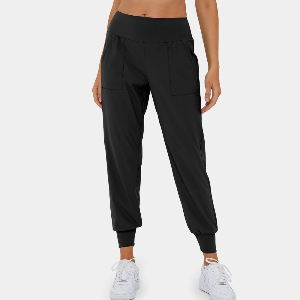 Halara High Rise Joggers - Size S